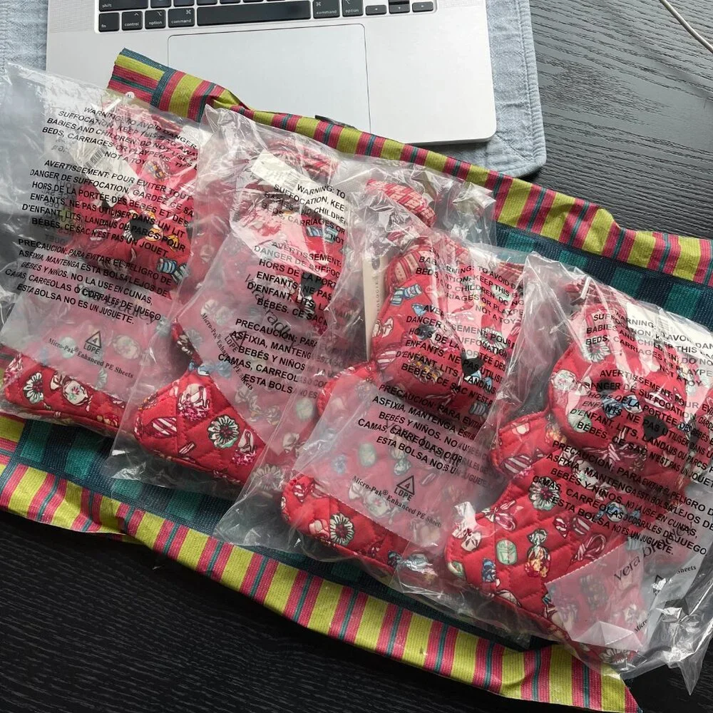 NWT $68 Price Firm Vera Bradley x Anthropologie Classic Bear Crossbody Bag 145. - Picture 11 of 11